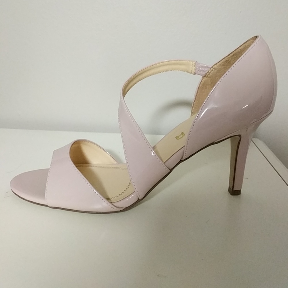 Unisa Janiss Sandal in Blush